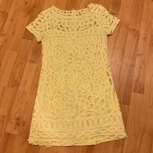 Lilly Pulitzer yellow dress. Size small